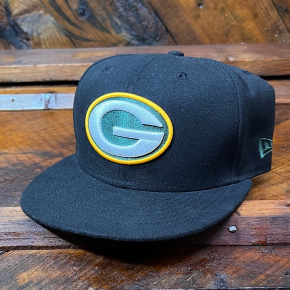 Men’s Flat-bill GB Packers Hat - 7 & 3/8 - Black - Picture 2 of 6
